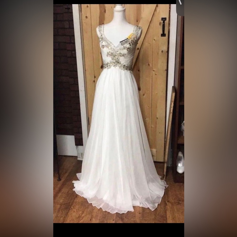 White pageant/prom drsss